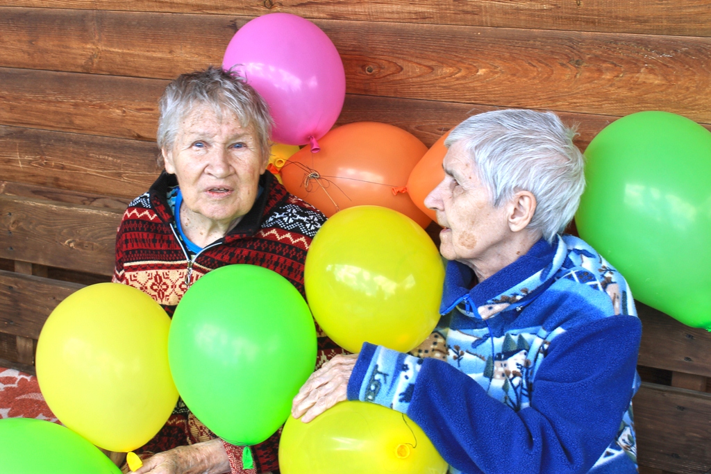 Уход за пожилым человеком старше 80 лет